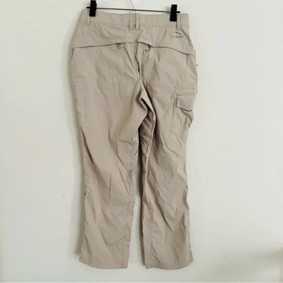 LL Bean Women's Tan Cargo Pants Size Small - Picture 2 of 7